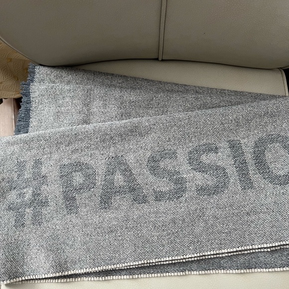 V. FRAAS cashmere scarf - natural - Picture 4 of 12